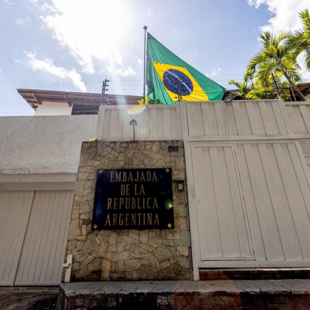 Custodia de embajada argentina en Venezuela