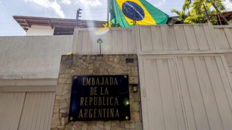 Custodia de embajada argentina en Venezuela