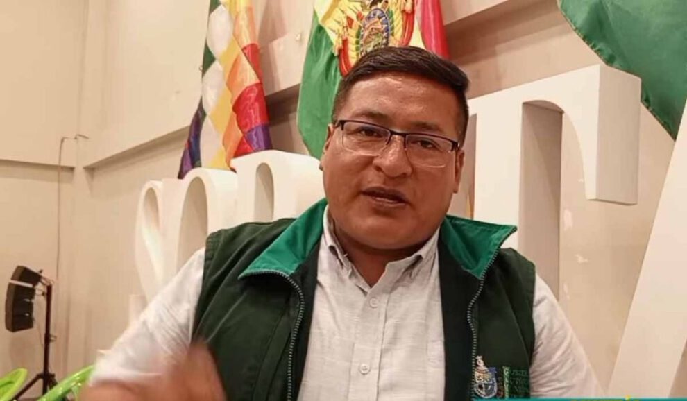 Recorte de salario alcalde Sorata Eustaquio Huayta