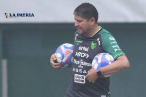 Óscar Villegas y su estrategia para el partido contra Chile