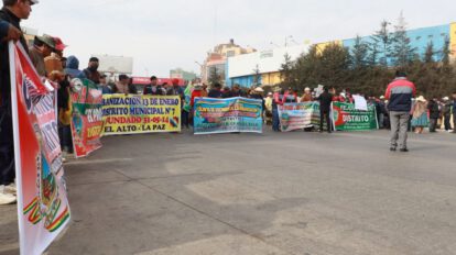 Protesta en El Alto demanda acciones ante el contrabando y la subida de precios