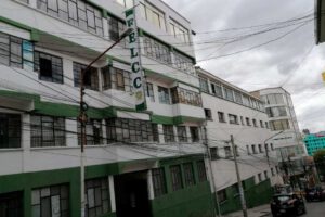 Enfermero aprehendido por tomar fotos de paciente anestesiada