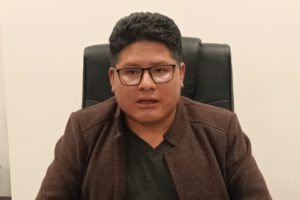 Vigilia de la COB obstaculiza elección del Fiscal General