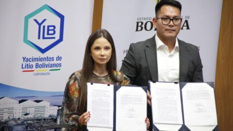 YLB firma contrato con Uranium One para extraer litio en Uyuni