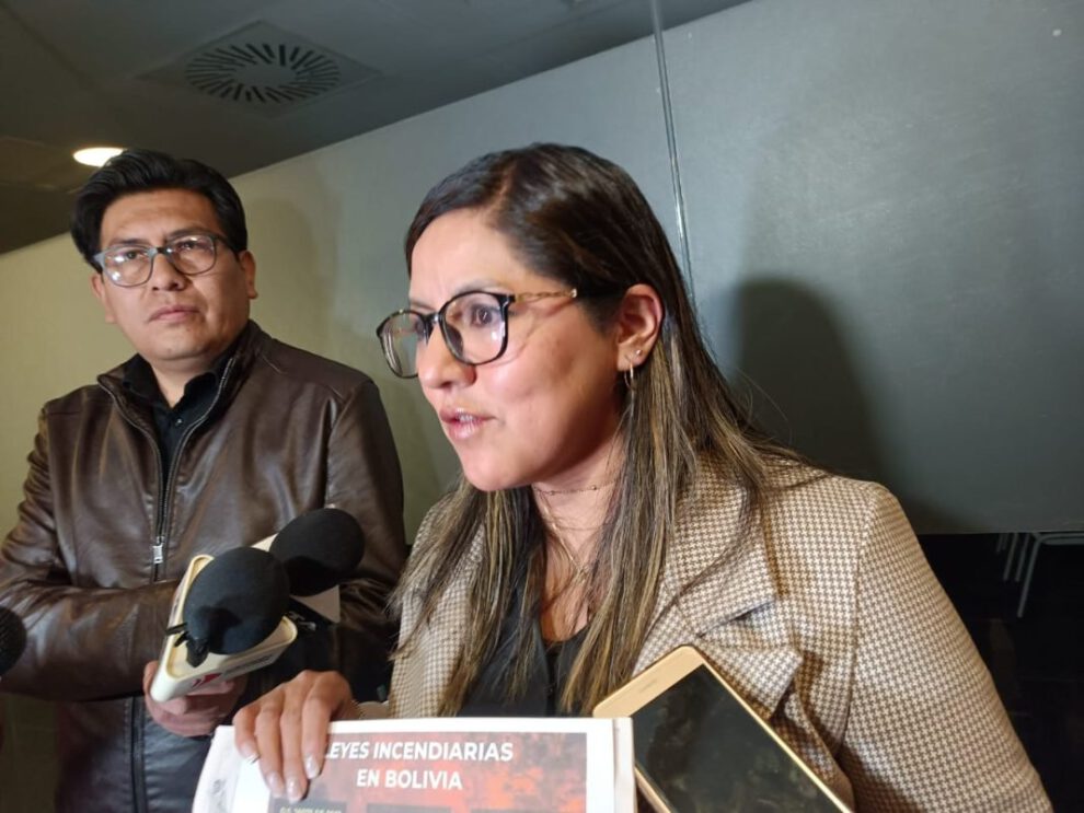 Comunidad Ciudadana pide abrogación de leyes que fomentan incendios