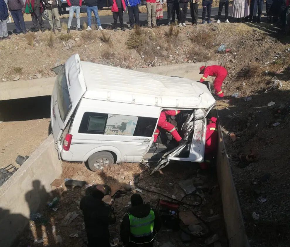Accidente en carretera La Paz - Oruro