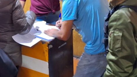 Gastón I.R. aprehendido por racismo