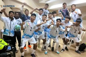 Oruro futsal Sub-18 celebra clasificación a semifinales