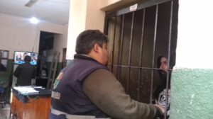 Juan Giacoman, activista aprehendido tras marcha contra leyes incendiarias