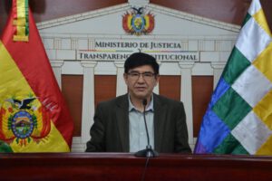Iberfides para facilitar envío de documentos notariales entre Bolivia y España
