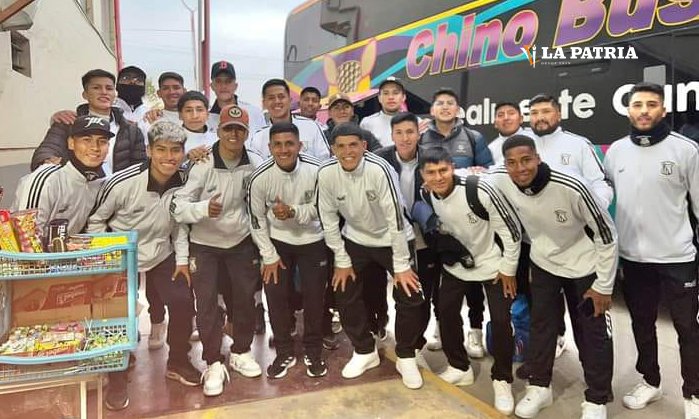 Oruro Royal en viaje a Santa Cruz para partido contra Destroyers