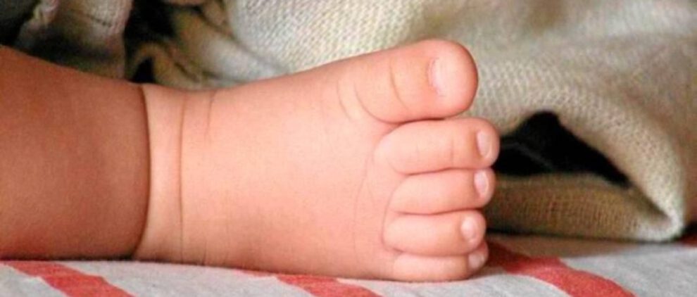 niño muere tras caída de 4 metros