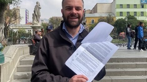 Falta de carrera diplomática en Bolivia