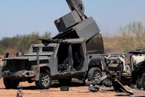 Narcotraficantes en la frontera: vehículos monstruo para el tráfico de armas