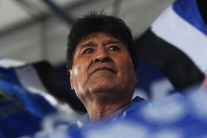 Evo Morales marcha desde Caracollo en defensa de su sigla y candidatura