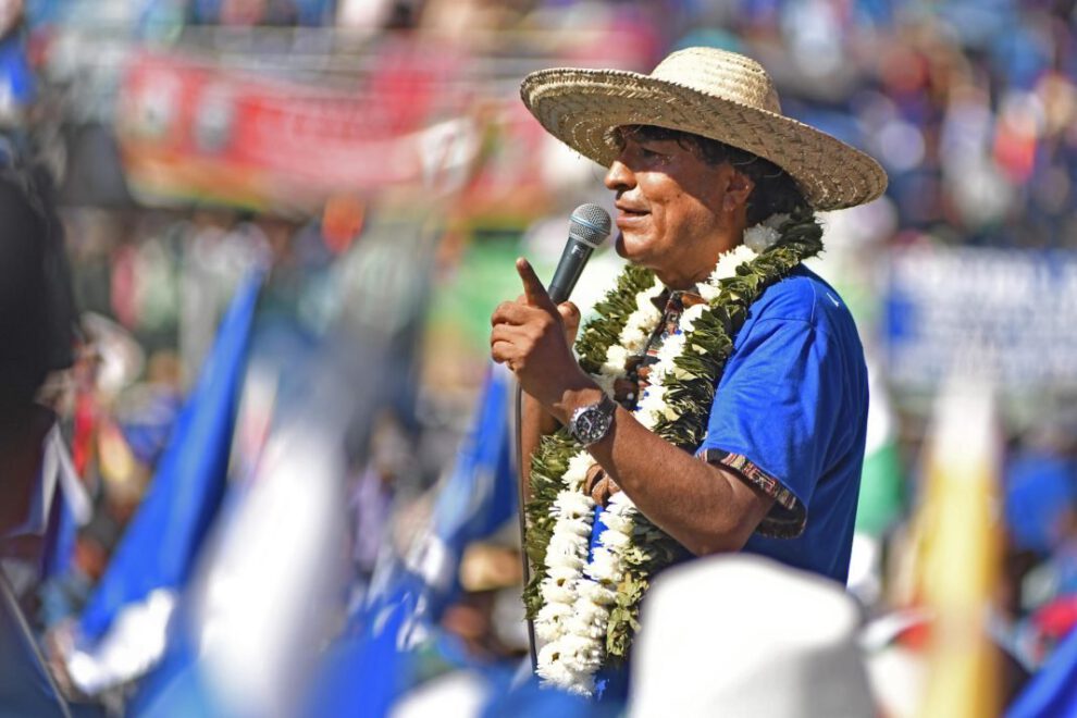 Evo Morales manipulación opinión pública