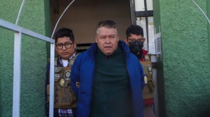 Zúñiga asegura que evitó un golpe de Estado