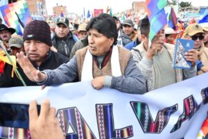 Evo Morales en la marcha para salvar la patria