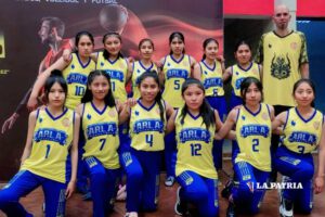 Carl A-Z en la Liga Boliviana de Básquetbol Menores