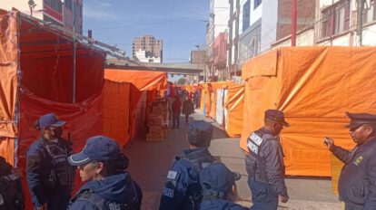 Oruro feriantes desobediencia en la Avenida 6 de Agosto