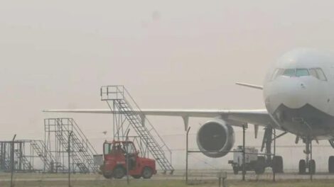 Suspensión de operaciones en aeropuertos por humareda