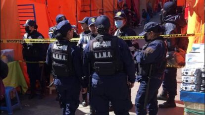 Feria de Temporada en la Avenida 6 de Agosto