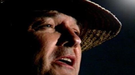 Aldo Peña, destacado cantante y compositor cruceño