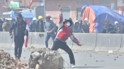 Disturbios en El Alto durante enfrentamiento entre seguidores de Arce y Morales