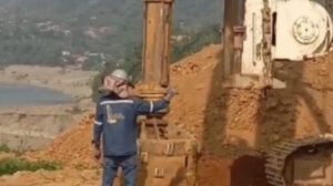 La Administradora Boliviana de Carreteras inicia la perforación para construir el Puente Mapiri