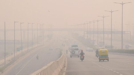 Contaminación en Nueva Delhi a través de lluvia artificial