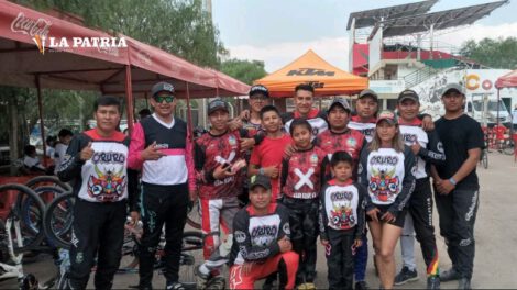 Bicicrosistas orureños en el torneo nacional de bicicross