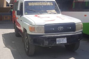 Padre muere electrocutado mientras repara la televisión de su hija