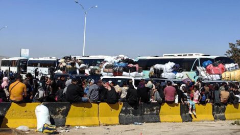 Refugiados en Siria huyendo del conflicto en Líbano