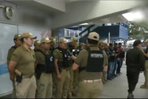 Control migratorio en Santa Cruz