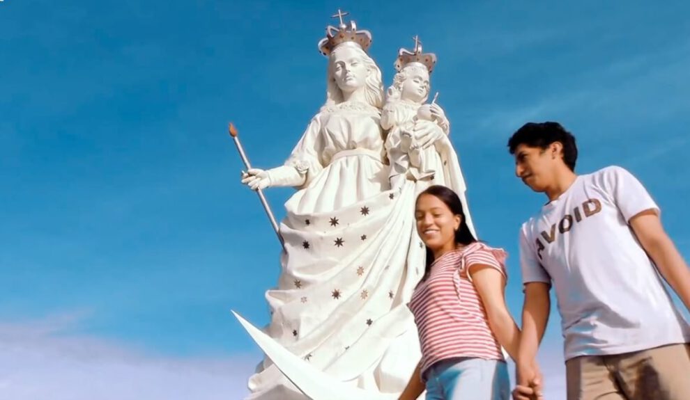 Fotograma del tráiler de Verdades que son mentiras