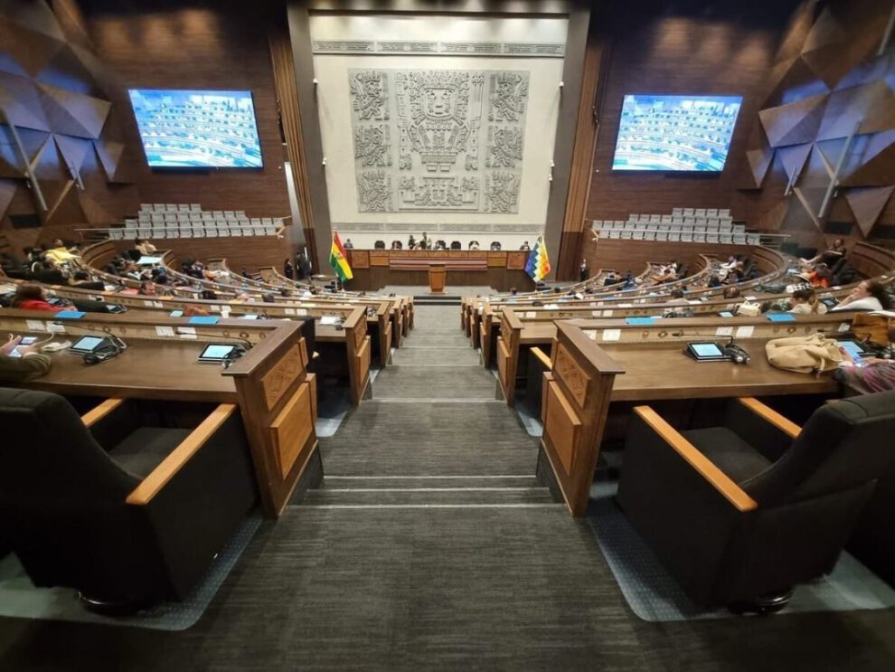 Créditos estancados en la ALP limitan respuesta a incendios según viceministro