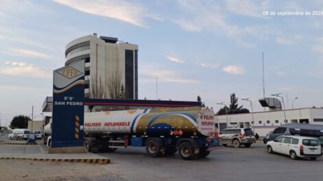 suministro de combustible garantizado por YPFB