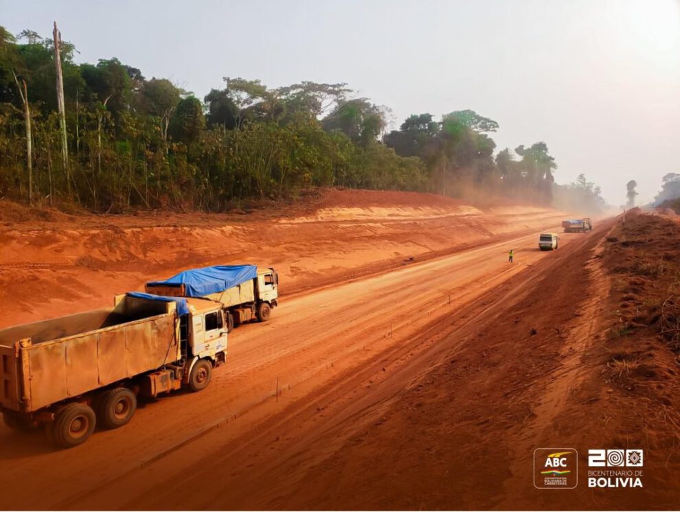 Construcción carretera Porvenir – Puerto Rico