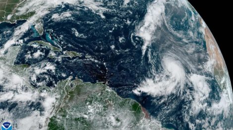 Fotografía satelital de la tormenta tropical Kirk en el Atlántico