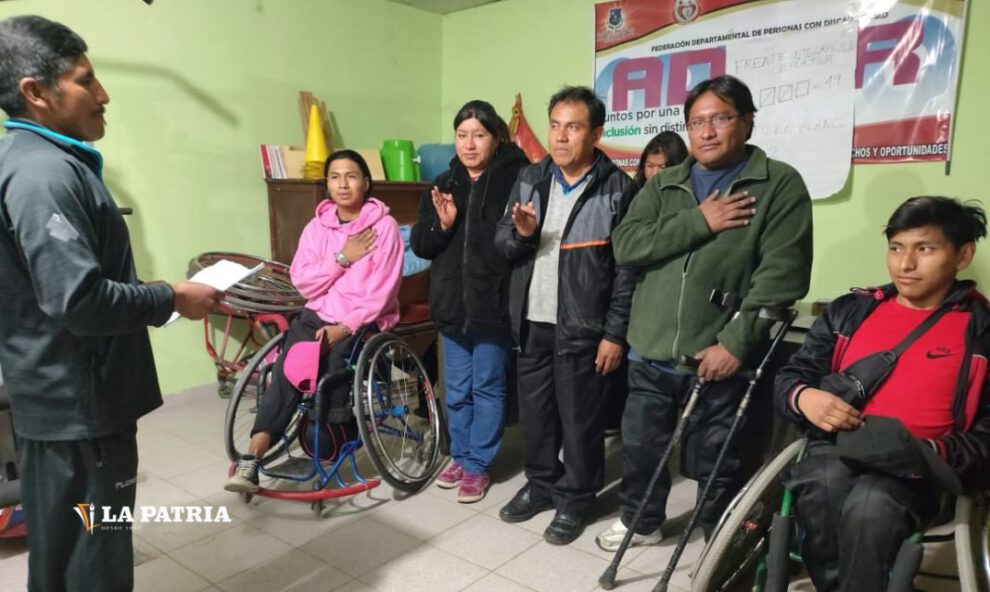 Roberto Auca Martínez asume la presidencia de la Asociación Departamental del Deporte Integrado de Oruro