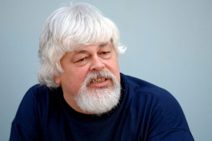 Paul Watson en prisión preventiva por extradición a Japón
