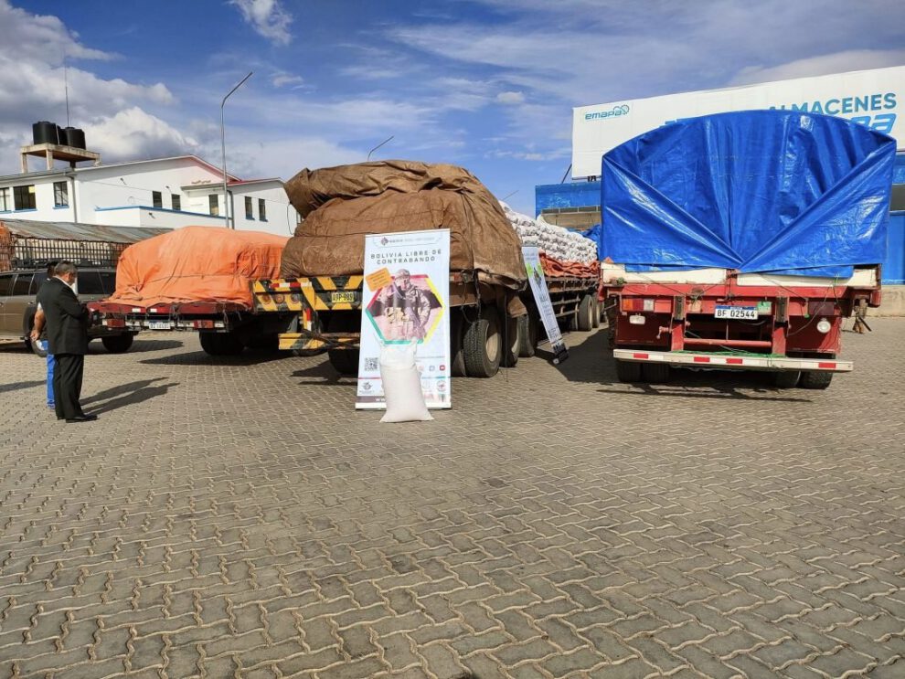 Incautación de contrabando de alimentos y carburantes