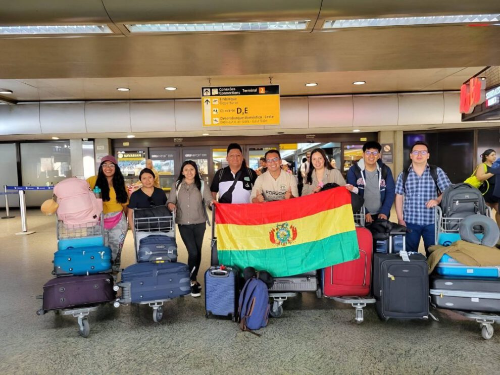 Becas en tecnología nuclear para jóvenes bolivianos