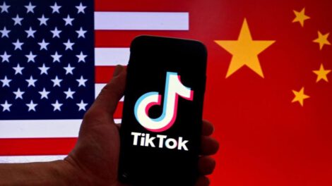 TikTok enfrenta demanda en Texas por violar la privacidad de menores