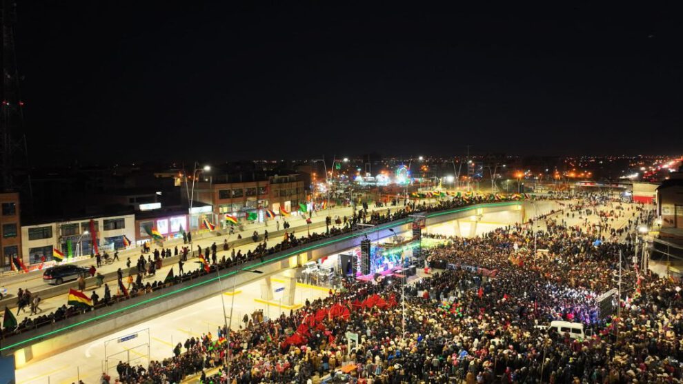 Puente a desnivel Revolución Senkata inaugurado por Eva Copa