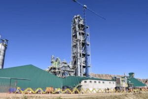 Cementera de Potosí inicia operaciones con nuevo yacimiento