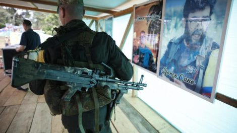 Disidencias de las FARC reclutan jóvenes en TikTok