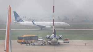 Incendios forestales en Bolivia afectan operaciones aéreas