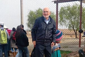 Carlos Mesa aboga por la unidad de la oposición