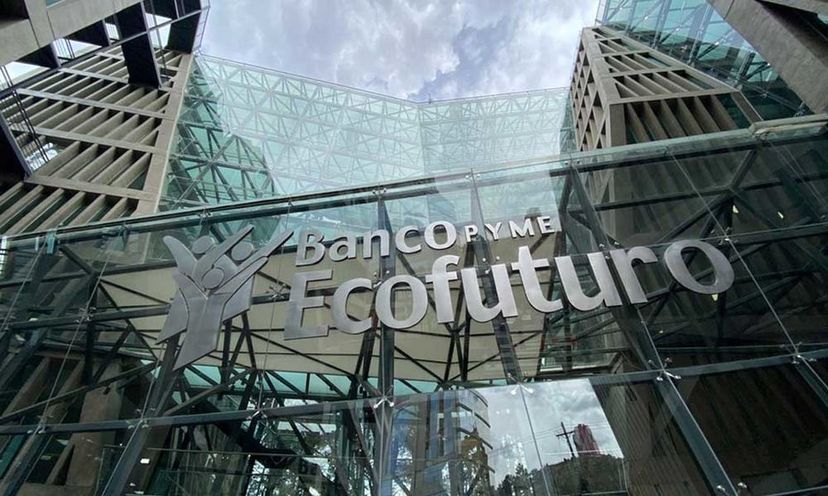 Banco Ecofuturo certificación oro por protección al cliente